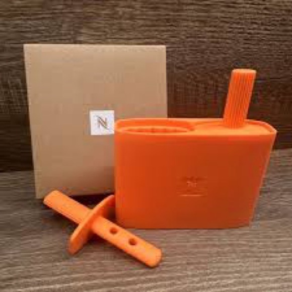 NEW NESPRESSO ICE POP MOLDS (2 molds in box) - Picture 2 of 3